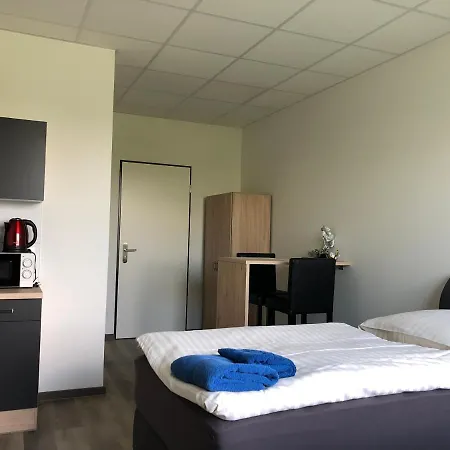 Gaestehaus Kautz 3* كارلسروه